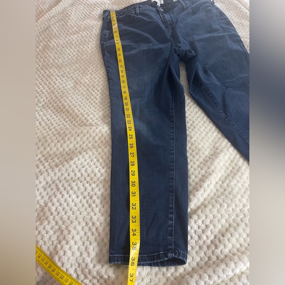 True Religion Indigo Denim Jeans - Picture 15 of 15